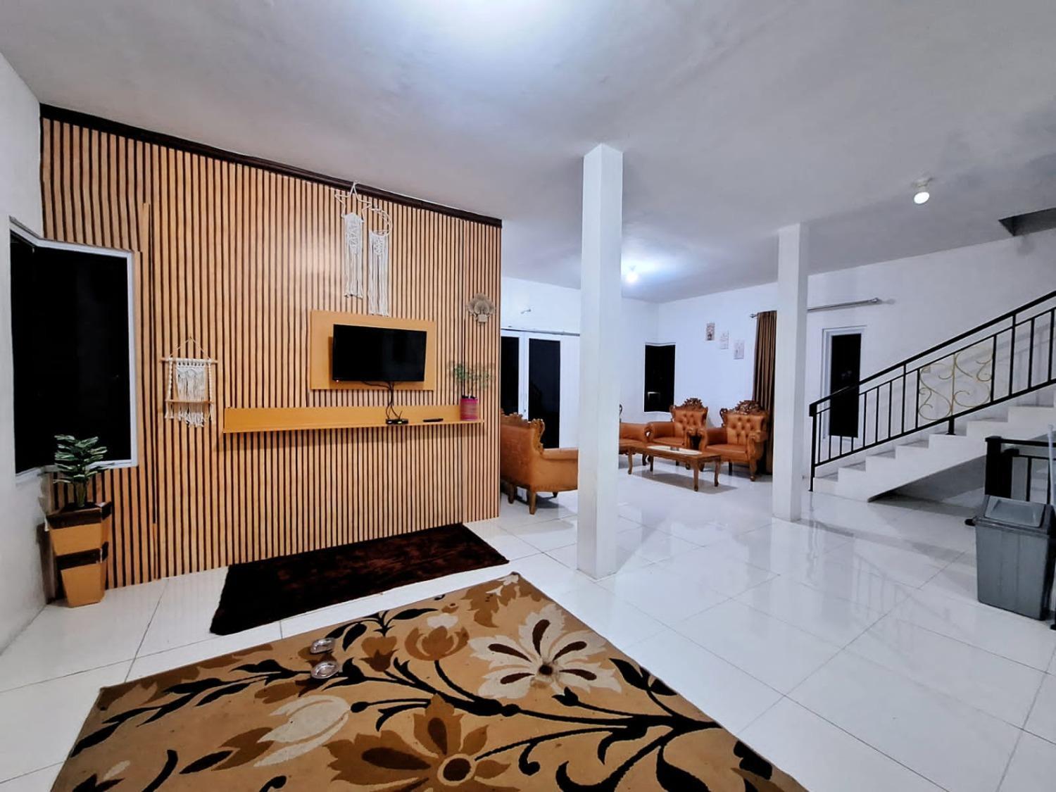 Villa Putih Tjisarua Exterior foto